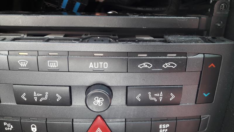 Commande chauffage PEUGEOT 407 COUPE Diesel - 1