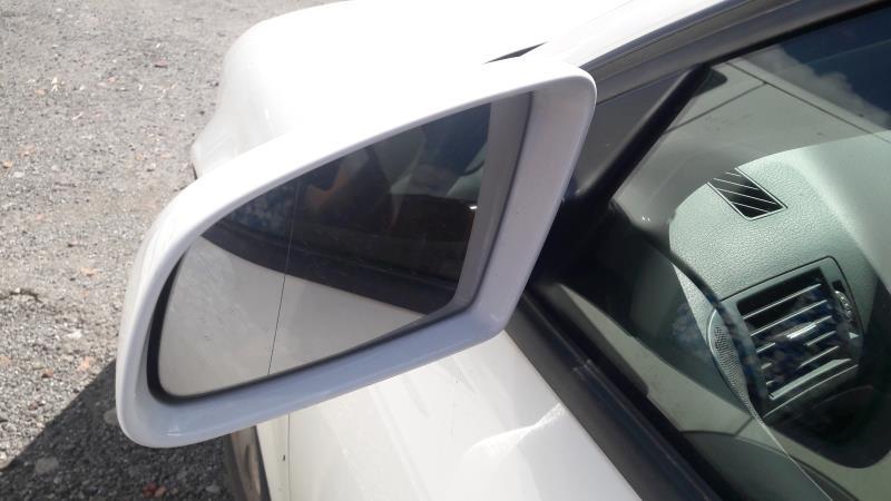 Retroviseur gauche AUDI A4 2 PHASE 1 Essence - 1