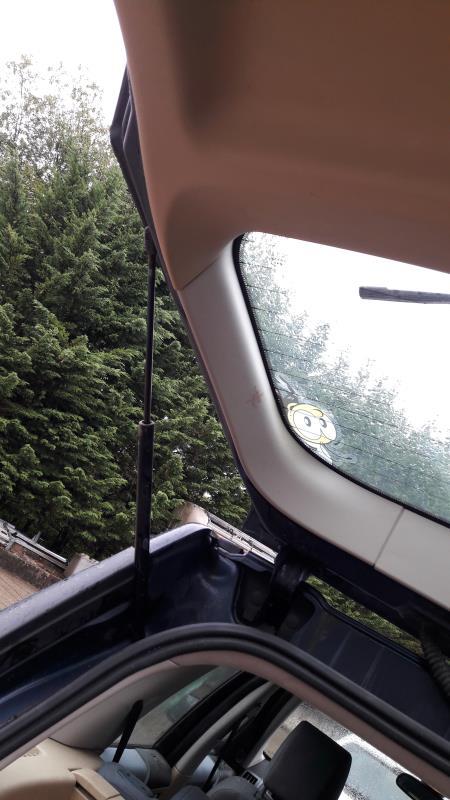 Verin de coffre LAND ROVER FREELANDER 2 Diesel - 1