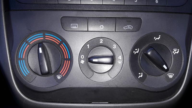 Commande chauffage FIAT GRANDE PUNTO Diesel - 1