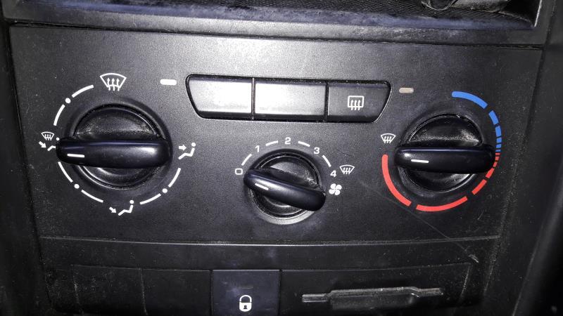 Commande chauffage PEUGEOT 207 PHASE 1 BREAK Diesel - 1