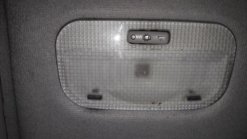 Eclairage de plafonnier PEUGEOT 207 PHASE 1 BREAK Diesel - 1