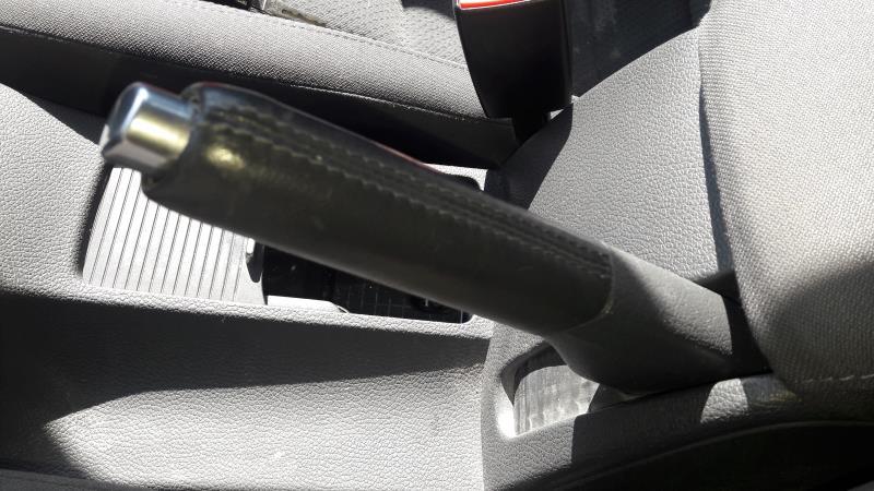 Levier frein à main VOLKSWAGEN GOLF 5 Diesel - 1