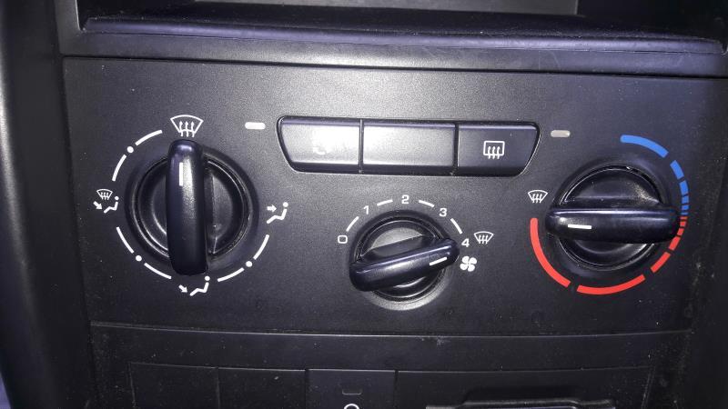 Commande chauffage PEUGEOT 207 PHASE 1 Diesel - 1