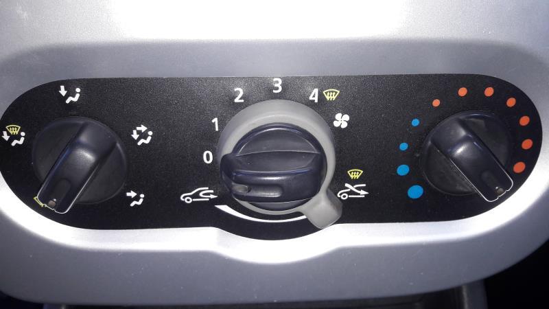 Commande chauffage DACIA SANDERO 1 Diesel - 1