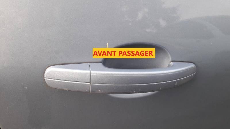Poignee porte avant droit FORD C-MAX 1 PHASE 1 Essence - 1