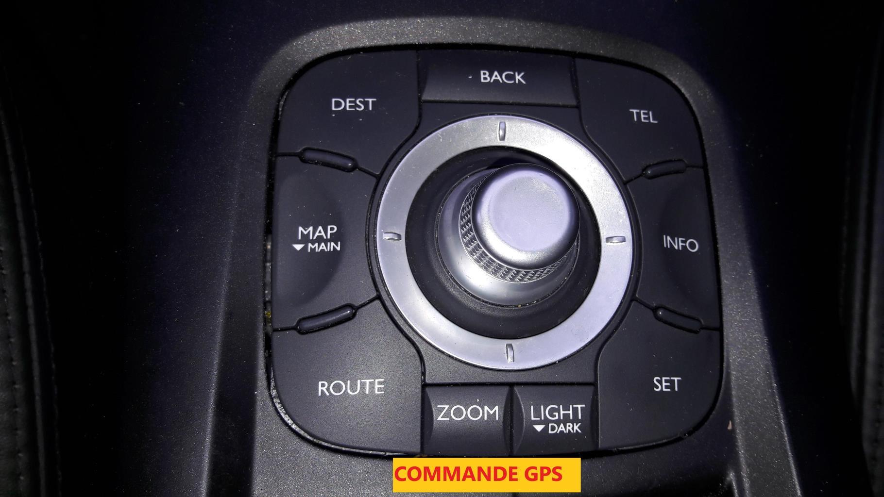 Commande GPS RENAULT LAGUNA 3 PHASE 1 Diesel - 1