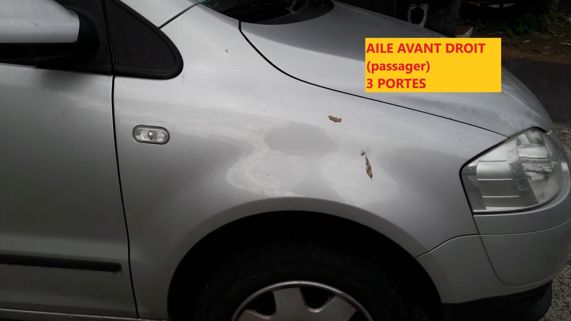 Aile avant droit VOLKSWAGEN FOX Essence - 1