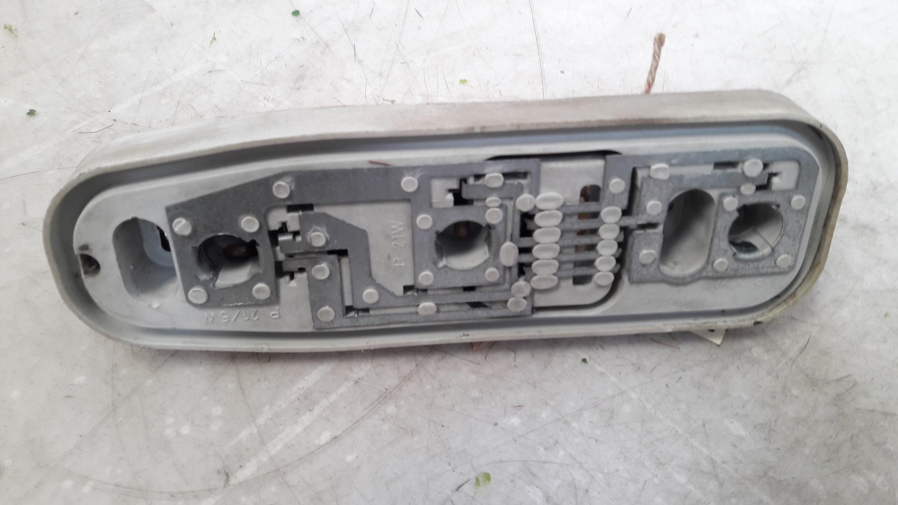 Platine feu arriere droit RENAULT TWINGO 1 PHASE 2 Essence - 1