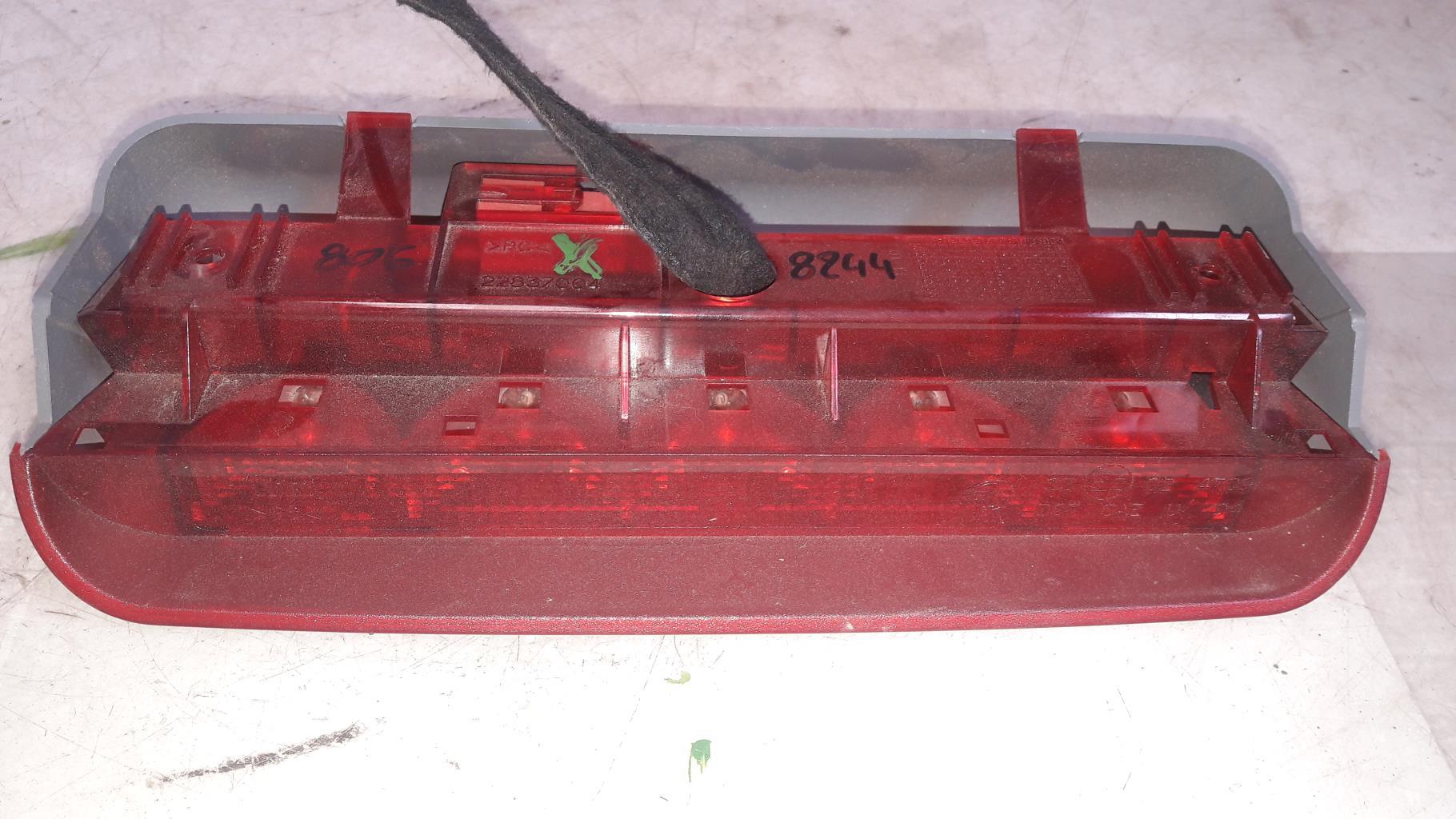 Feu arriere stop central PEUGEOT 806 PHASE 2 Diesel - 1