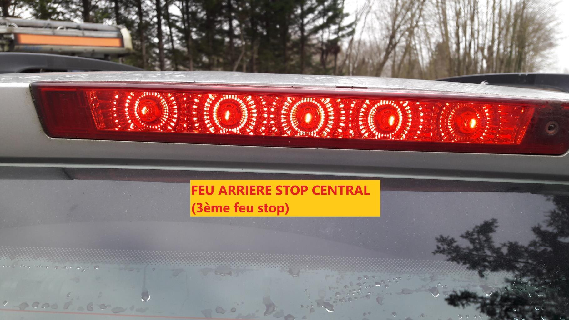Feu arriere stop central CHEVROLET CAPTIVA PHASE 1 Diesel - 1