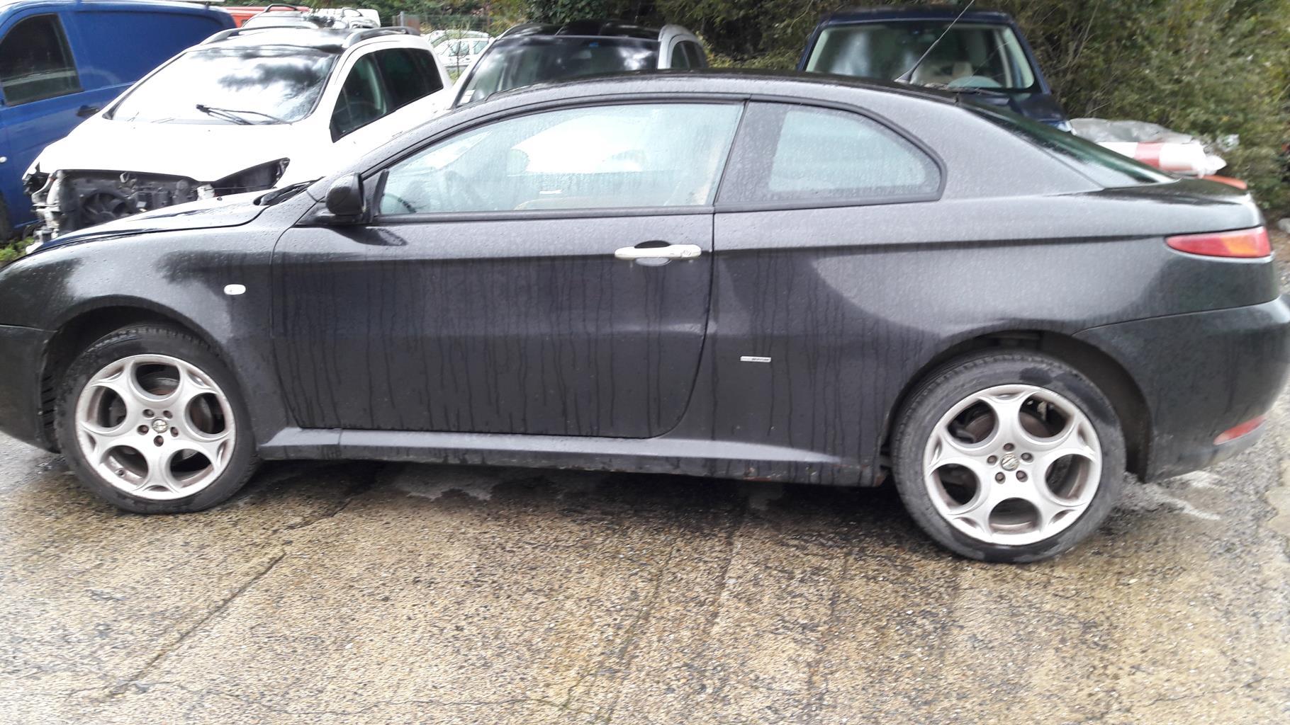 Serrure avant droit ALFA ROMEO GT COUPE Diesel - 1