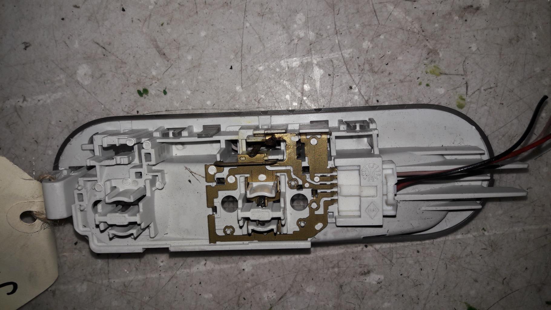 Eclairage de plafonnier DACIA SANDERO 1 Diesel - 1