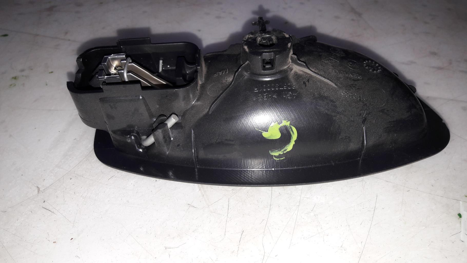 Poignee interieur arriere gauche RENAULT CLIO 4 PHASE 2 Diesel - 1