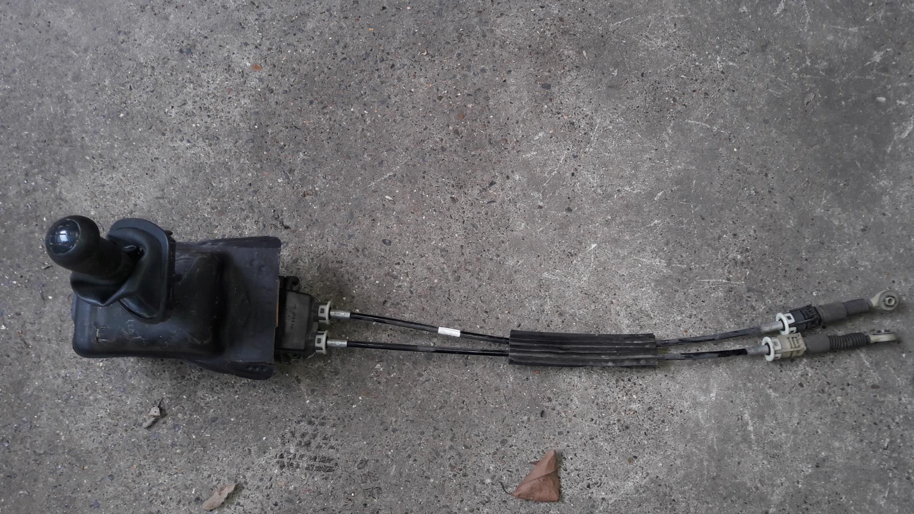 Levier de vitesses RENAULT CLIO 3 PHASE 1 Diesel - 1