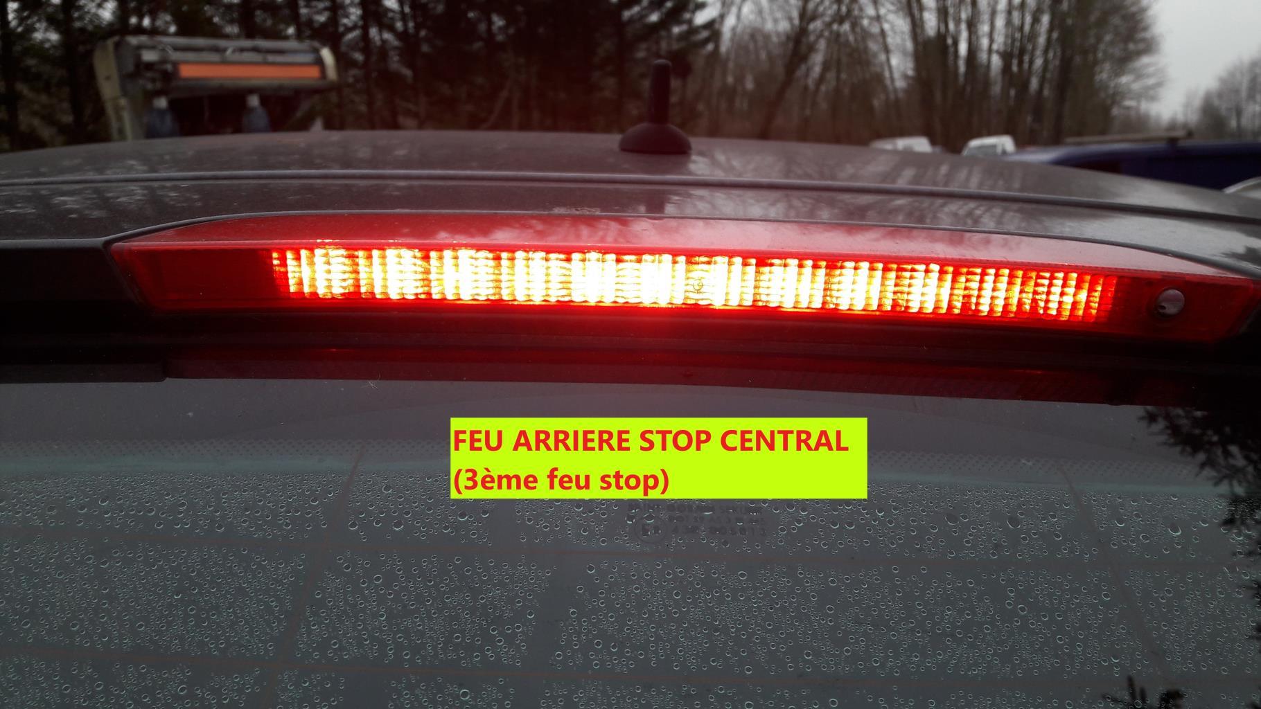 Feu arriere stop central RENAULT VEL SATIS PHASE 2 Diesel - 1
