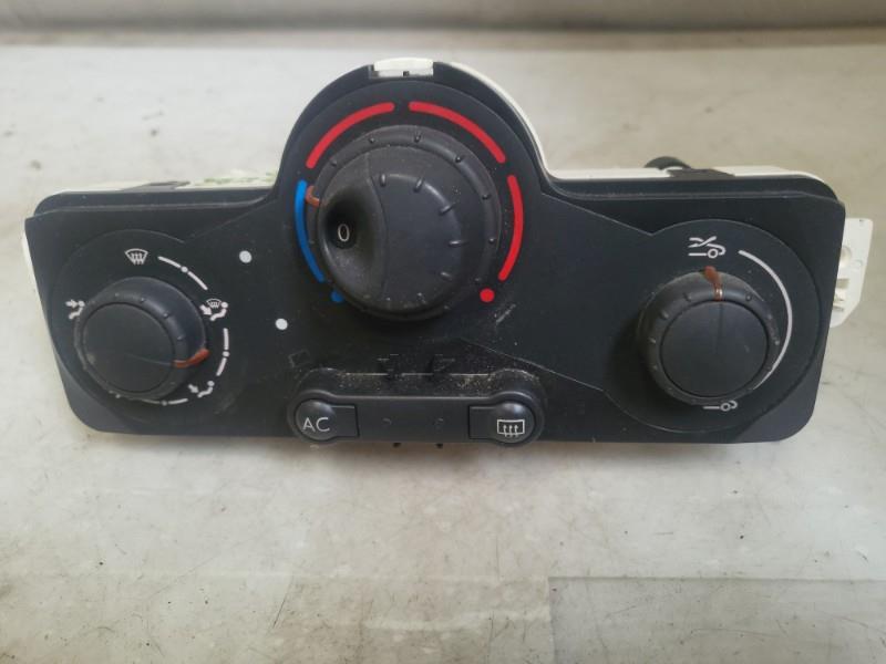 Commande chauffage RENAULT CLIO 3 PHASE 1 Essence - 1