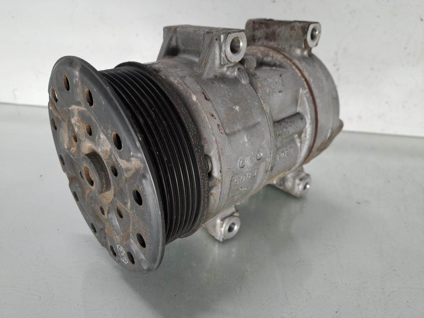 Compresseur clim TOYOTA RAV4 3 PHASE 1 Diesel - 1