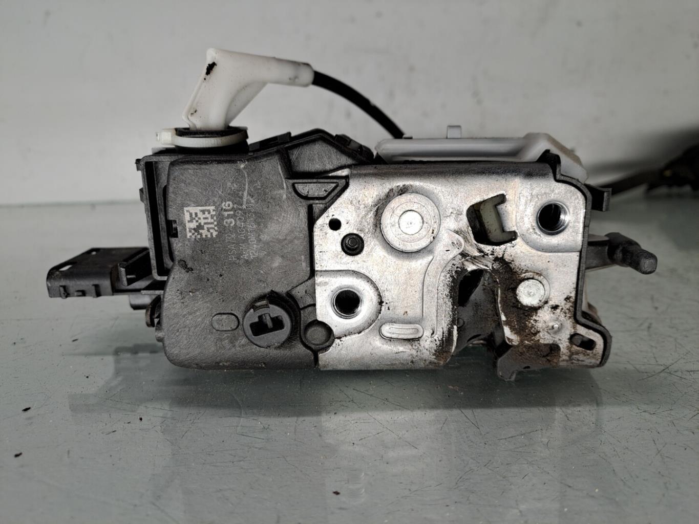 Serrure arriere gauche CITROEN C3 2 PHASE 1 Diesel - 1