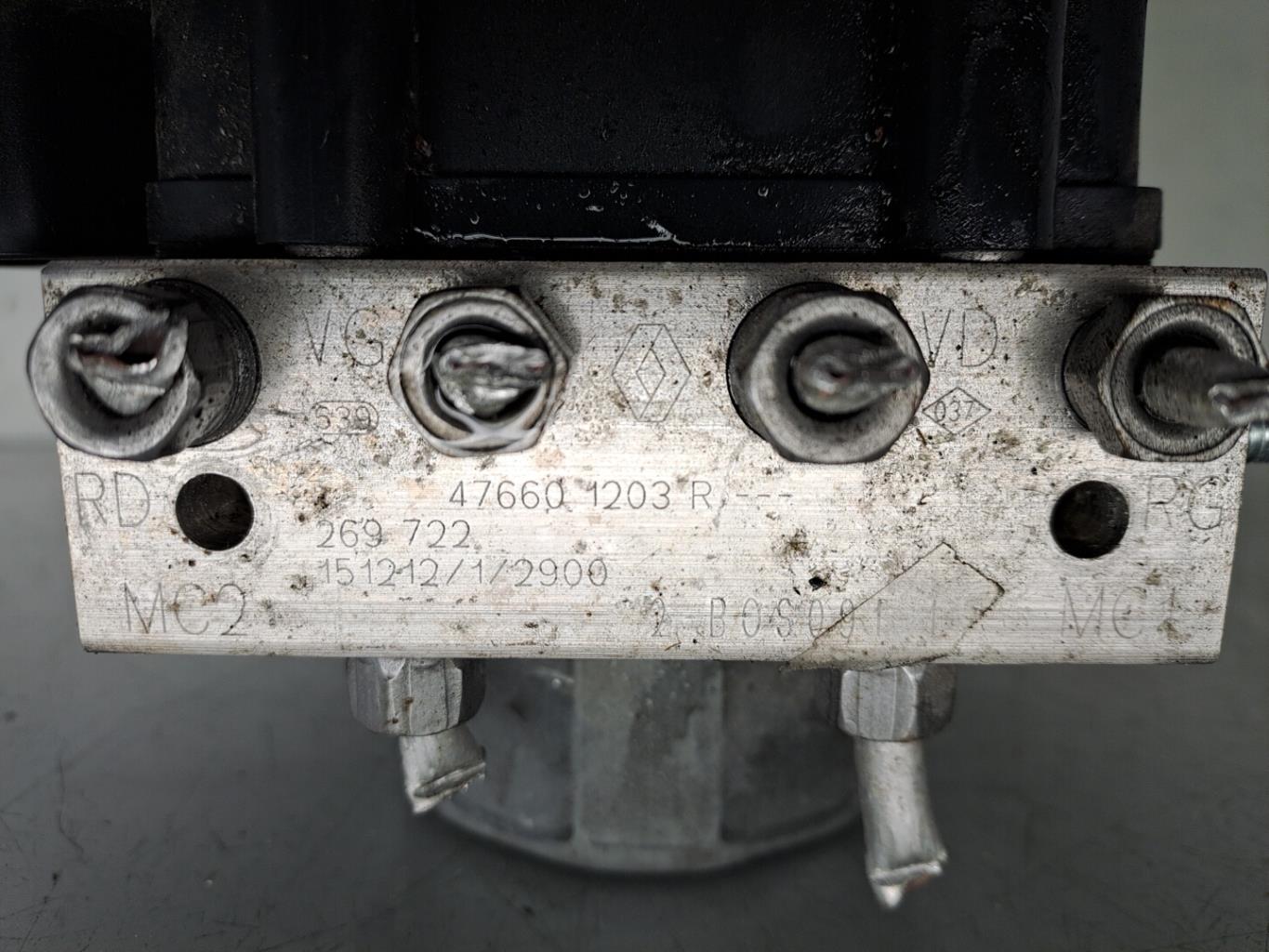 Bloc ABS (freins anti-blocage) RENAULT CAPTUR 1 PHASE 1 Essence - 1