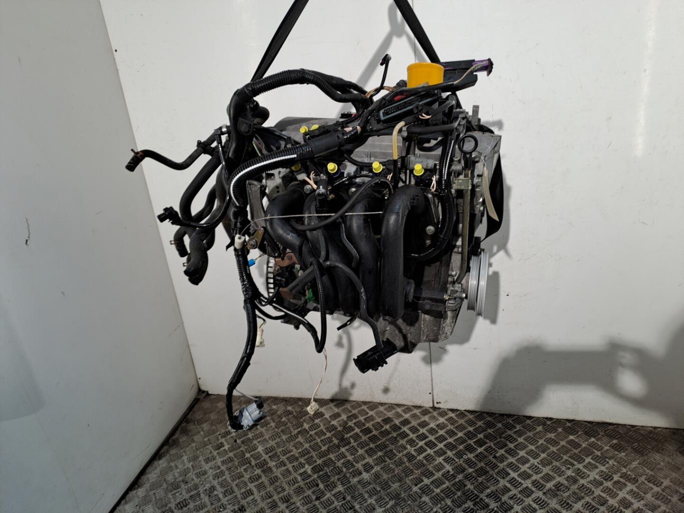 Moteur RENAULT CLIO 2 PHASE 1 Essence - 1