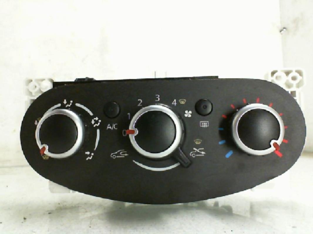 Commande chauffage RENAULT TWINGO 3 PHASE 1 Essence - 1