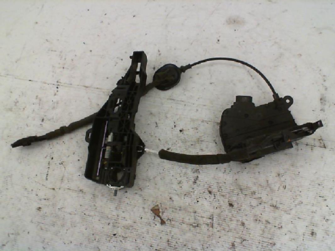 Cerradura delantera derecha