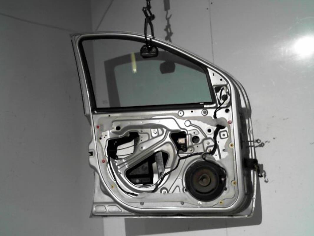 Porte avant gauche