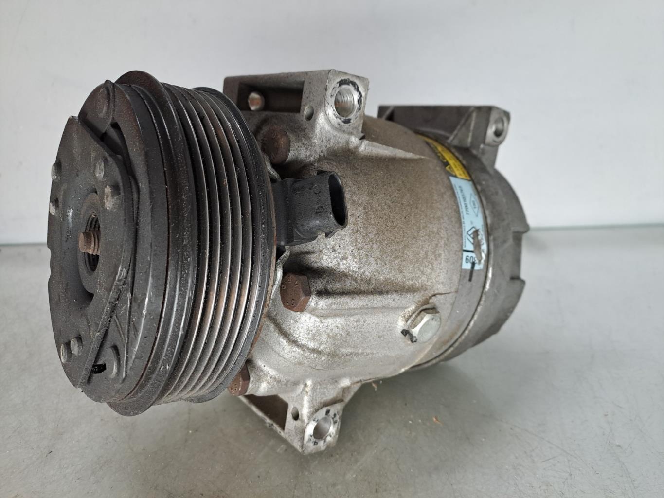 Compresseur clim RENAULT SCENIC 1 PHASE 2 Diesel - 1