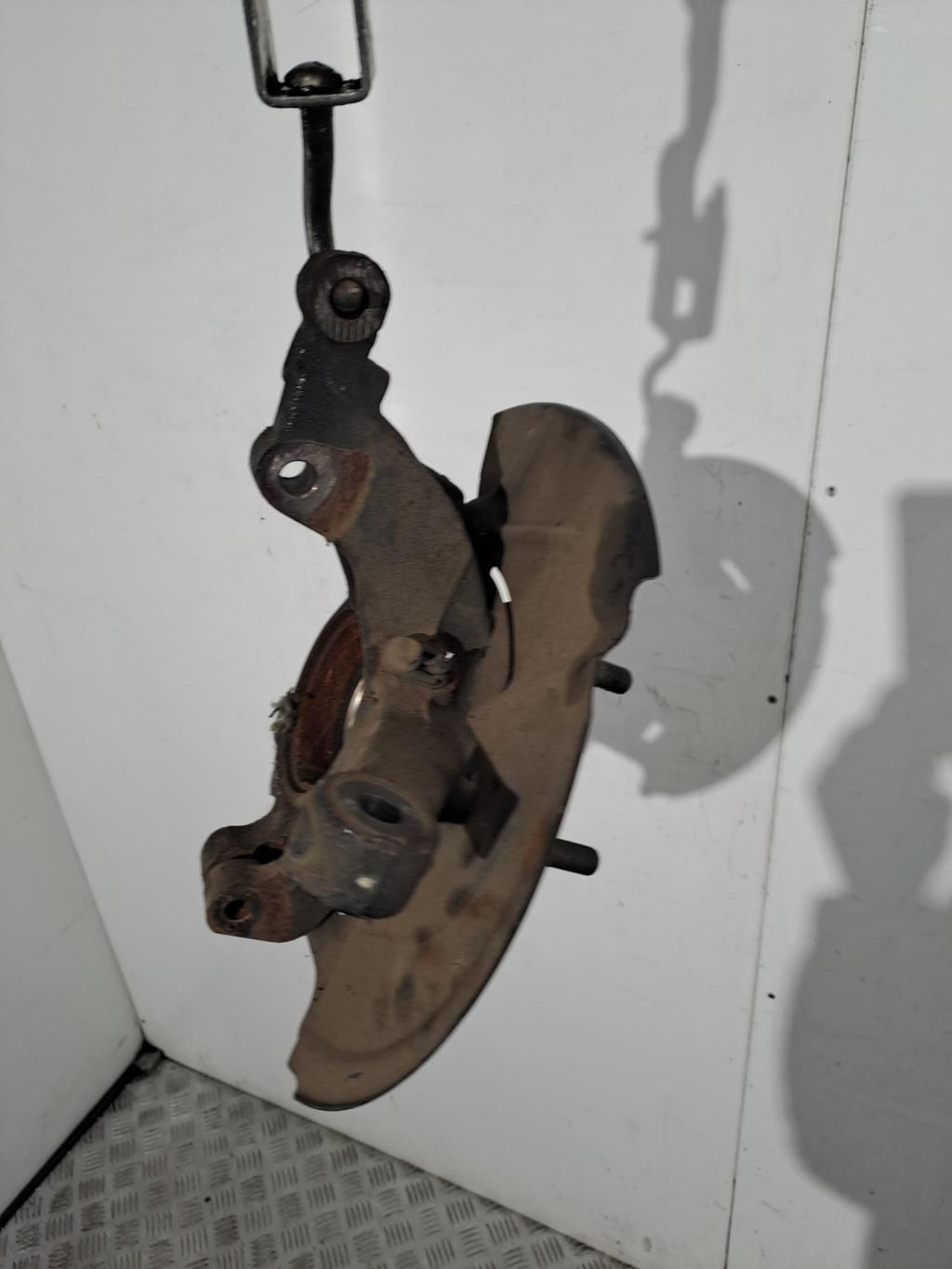 Fusee avant droit FORD FIESTA 7 PHASE 2 Essence/Ethanol - 1