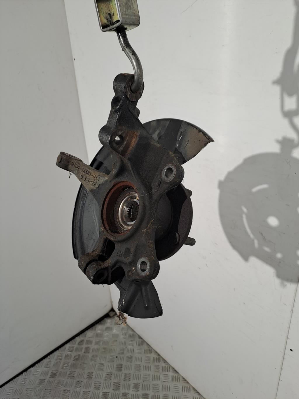 Fusee avant gauche FORD FIESTA 7 PHASE 2 Essence/Ethanol - 1