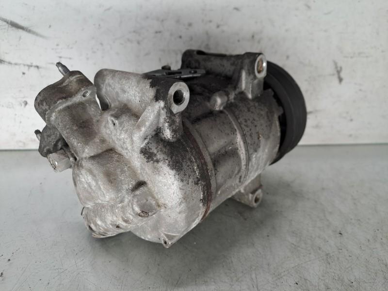 Compresseur clim CITROEN C8 Diesel - 1