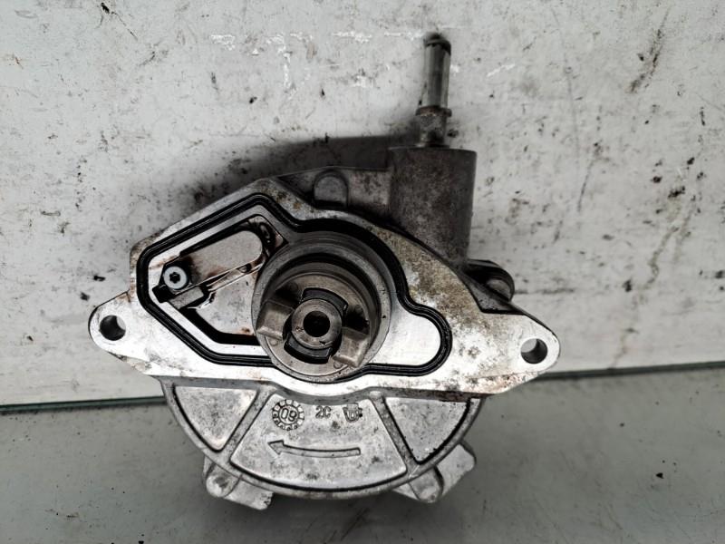 Pompe à vide MERCEDES CLASSE B 245 PHASE 2 Diesel - 1