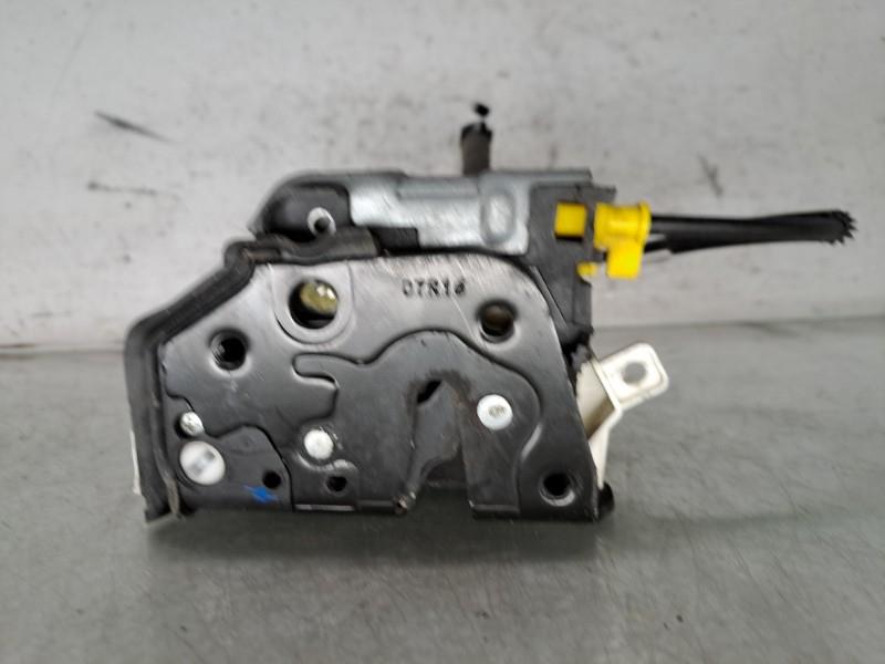 Serrure avant droit AUDI A1 1 SPORTBACK PHASE 2 Diesel - 1