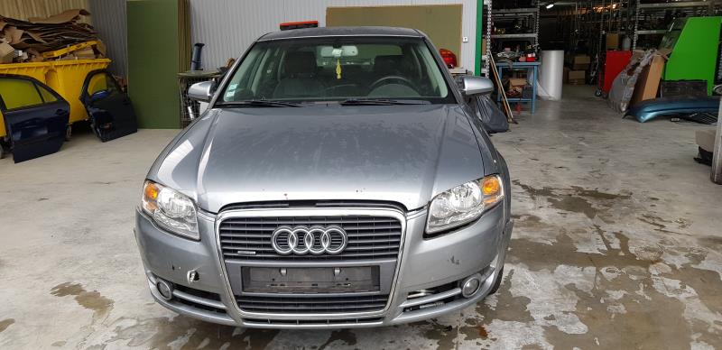 Feu arriere secondaire gauche (feux) AUDI A4 2 PHASE 2 Diesel - 1