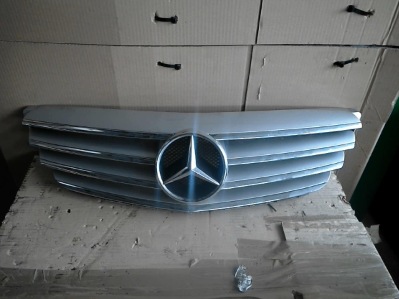 Calandre MERCEDES CLASSE B 245 PHASE 1 Diesel - 1