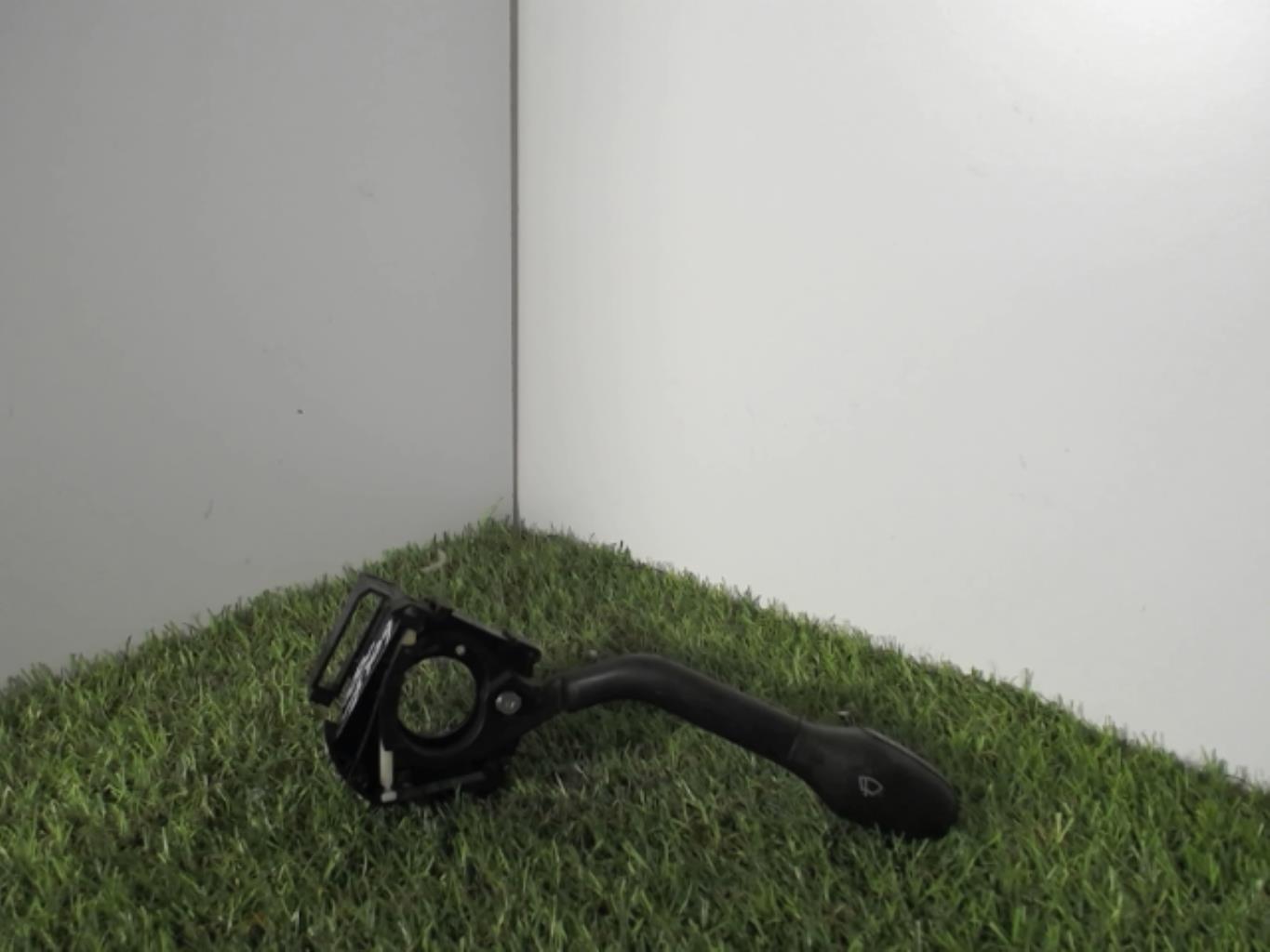 Commodo d'essuie glaces VOLKSWAGEN GOLF 3  - 1