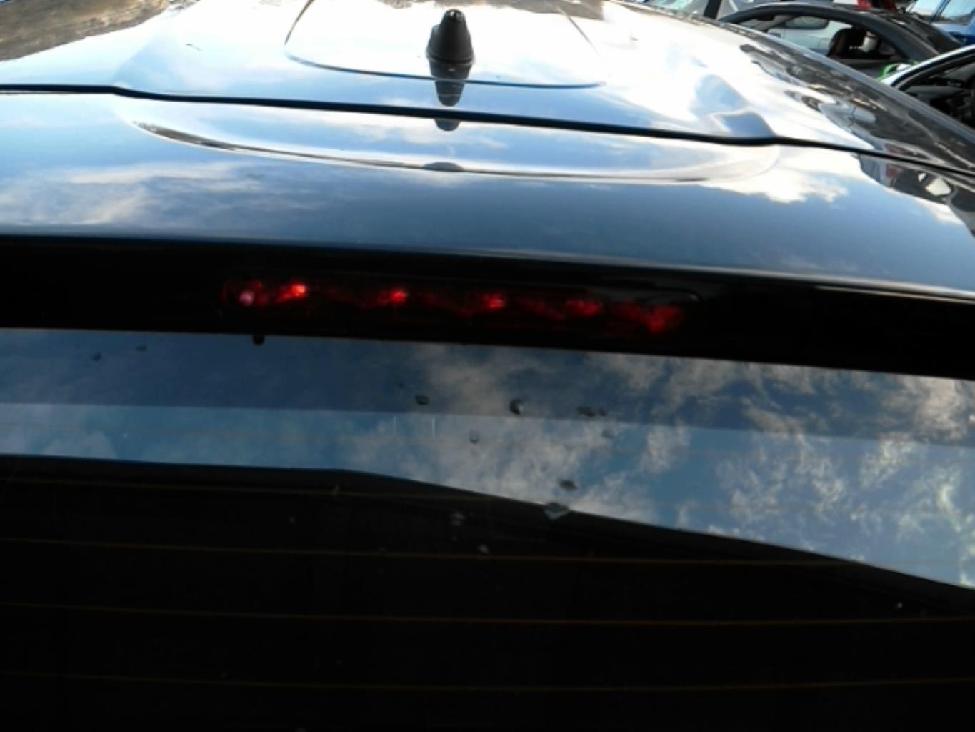 Feu arriere stop central CITROEN C3 3 Essence - 1