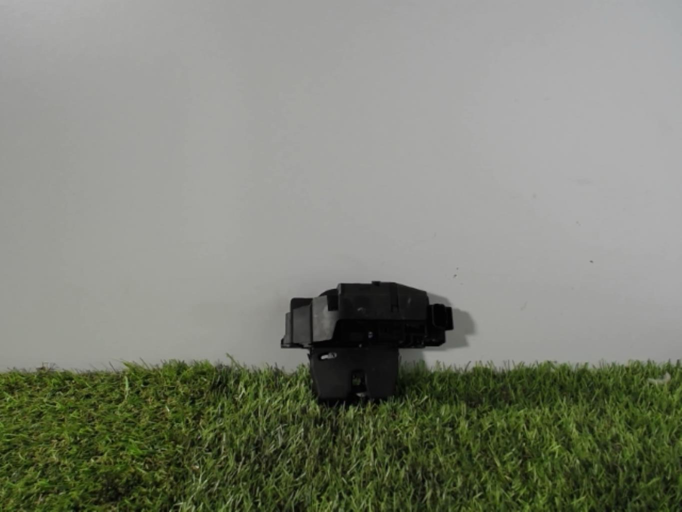 Serrure de hayon CITROEN C3 3 Essence - 1