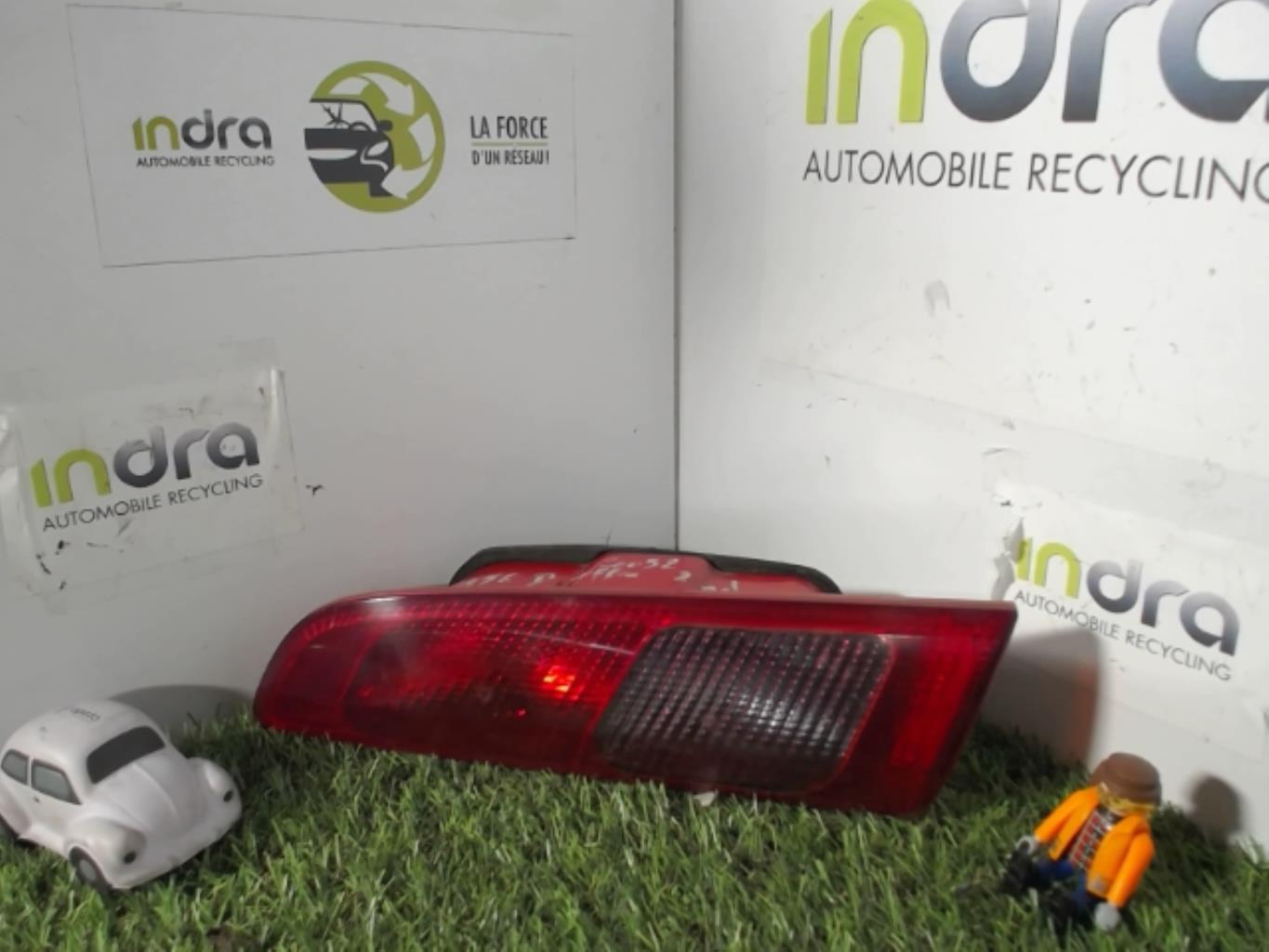 Feu arriere secondaire droit (feux) ALFA ROMEO 156 PHASE 3 Essence - 1