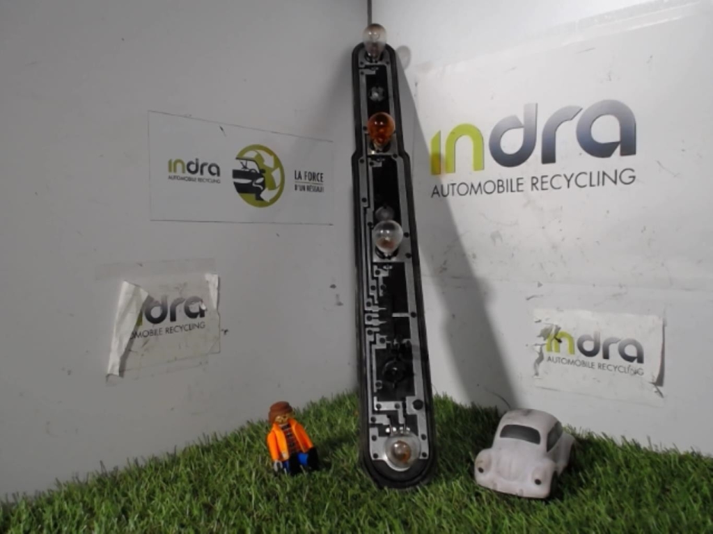 Platine feu arriere droit FORD C-MAX 1 PHASE 2 Diesel - 1