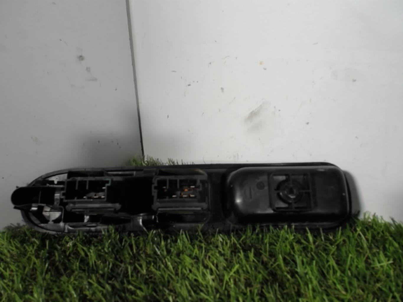 Interrupteur de leve vitre PEUGEOT 307 PHASE 1 Diesel - 1