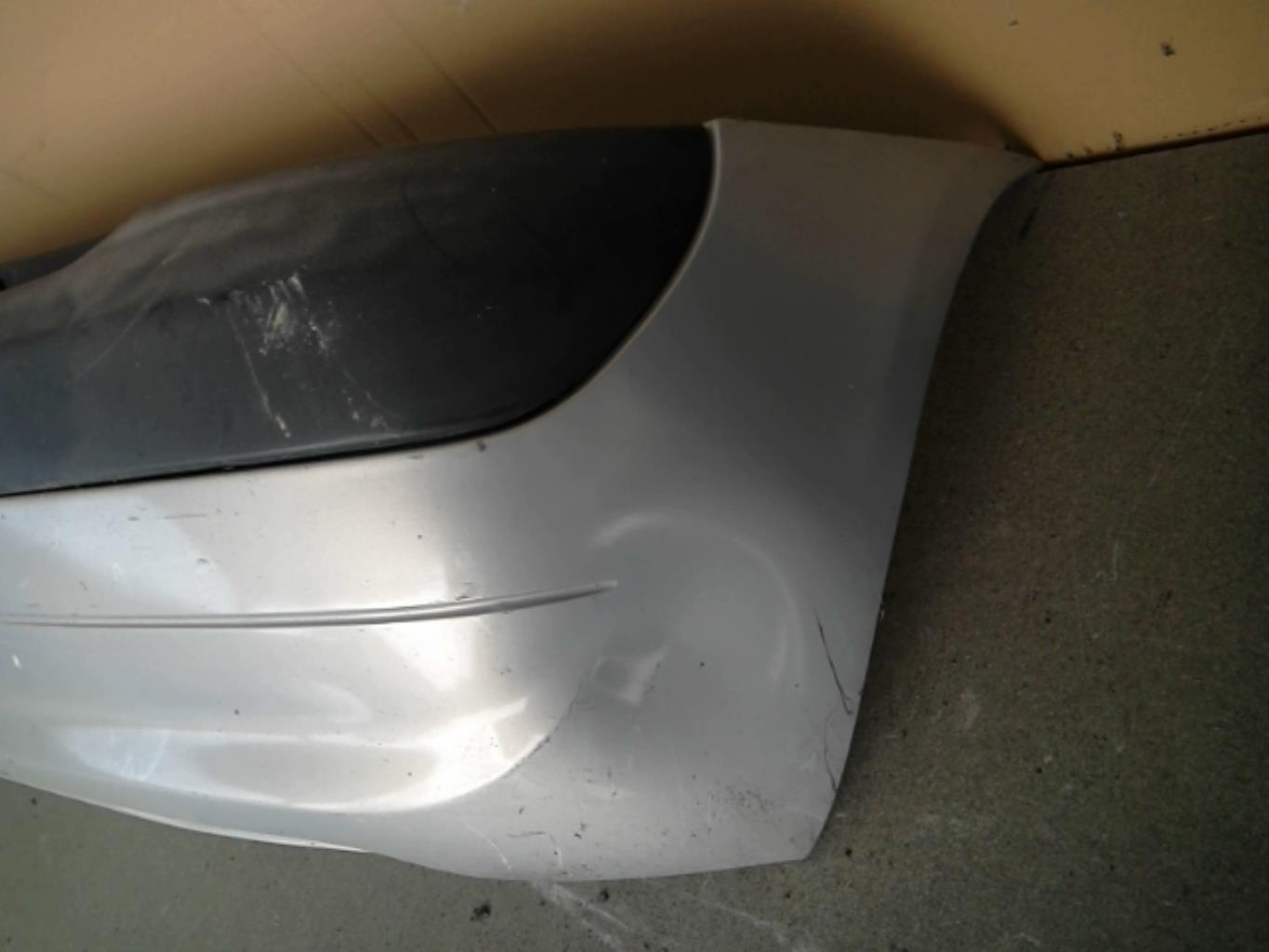 Pare choc arriere RENAULT CLIO 2  - 1
