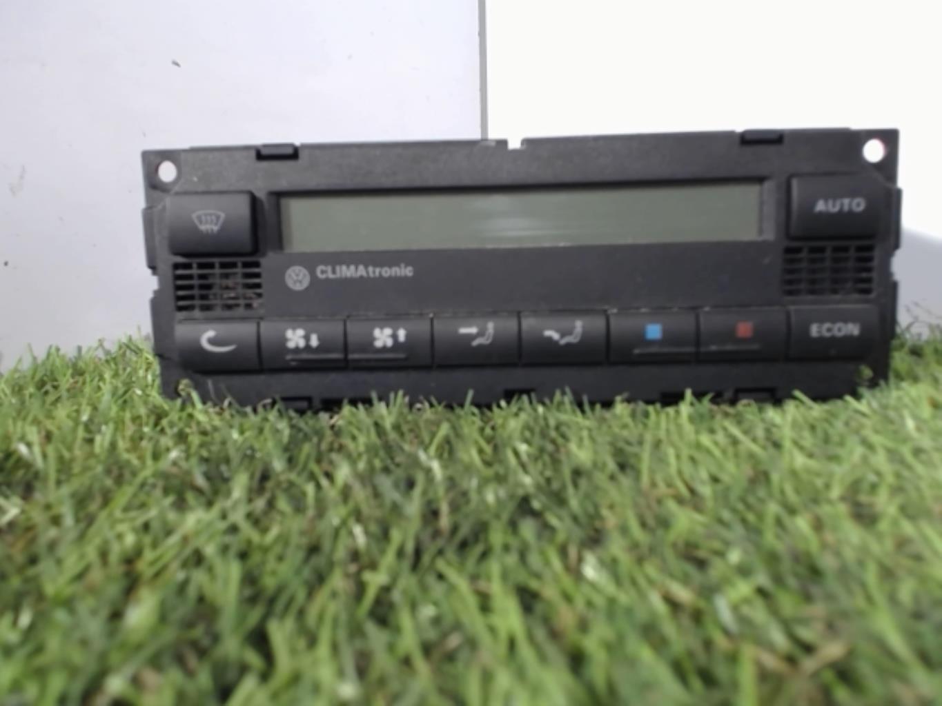 Commande chauffage VOLKSWAGEN GOLF 4  - 1