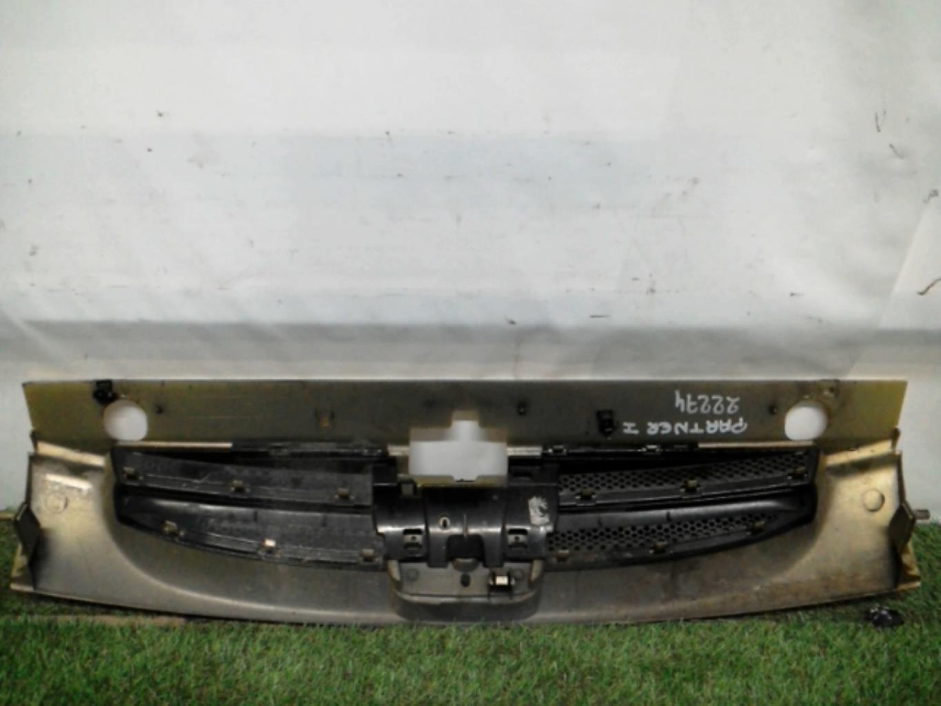 Calandre PEUGEOT PARTNER 1 PHASE 2 Diesel - 1