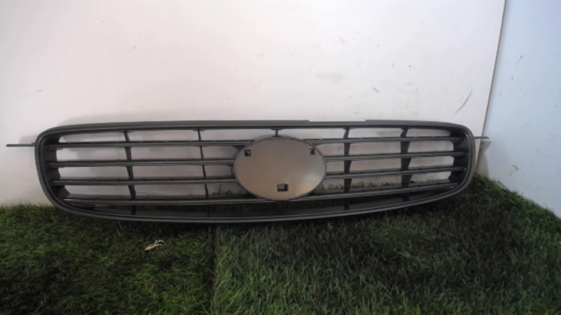 Calandre TOYOTA COROLLA 9 PHASE 2  - 1