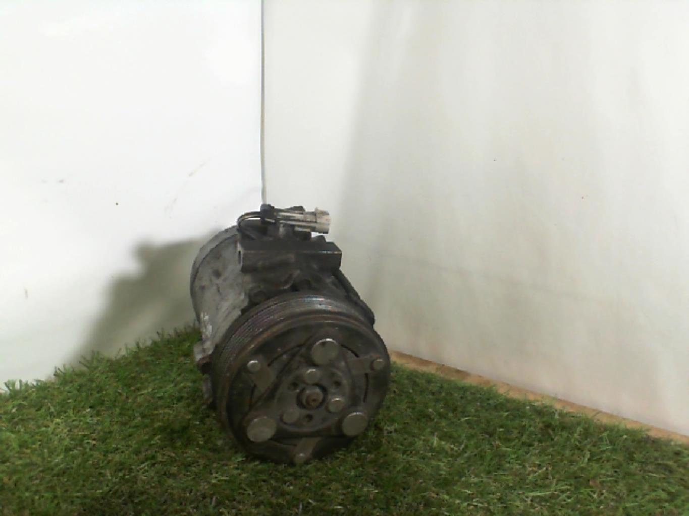 Compresseur clim SUZUKI SWIFT 3 Diesel - 1