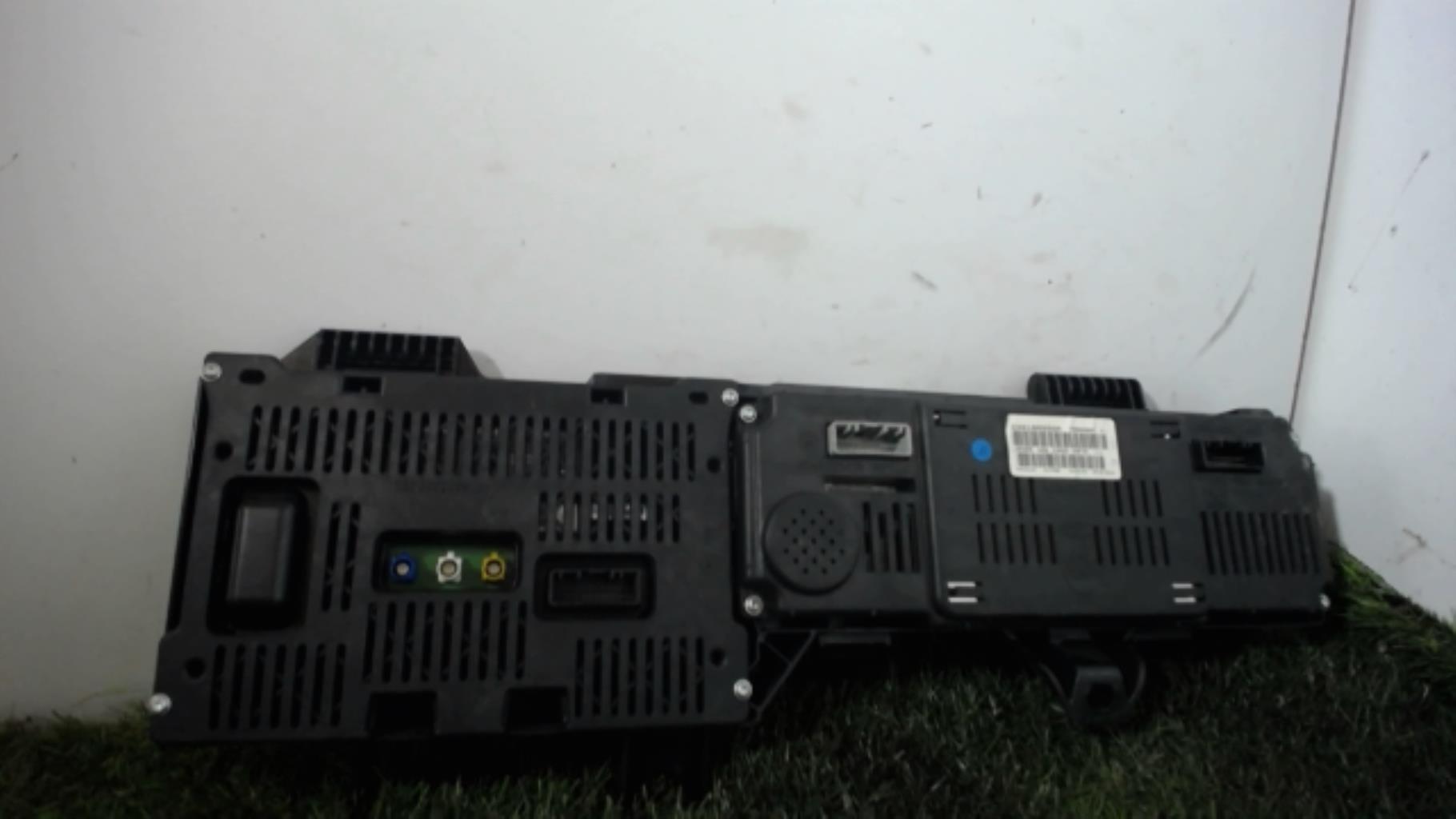 Compteur RENAULT SCENIC 3 PHASE 1 Diesel - 1