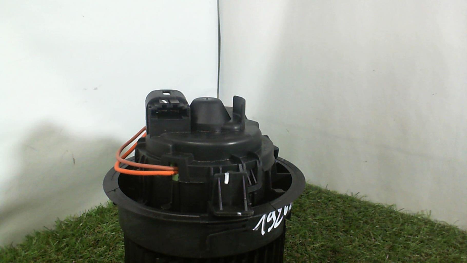 Pulseur d'air RENAULT CLIO 4 PHASE 2 BREAK Essence - 1