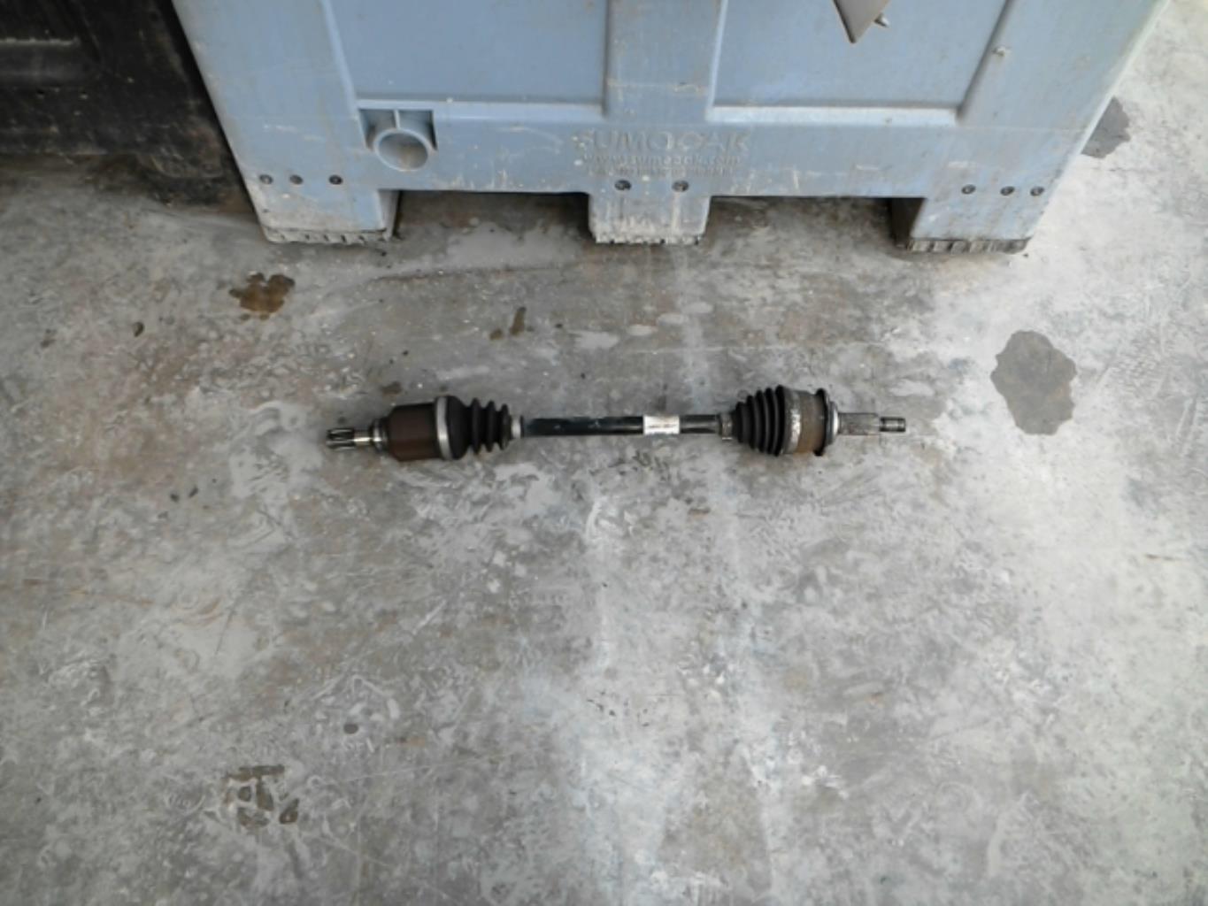 Cardan gauche (transmission) SUZUKI SPLASH Essence - 1